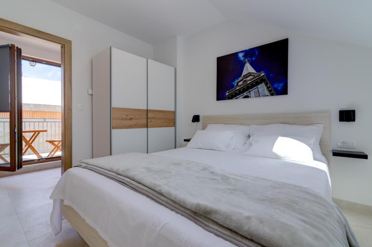 Rote Zora Apartment Senj  Bagian luar foto
