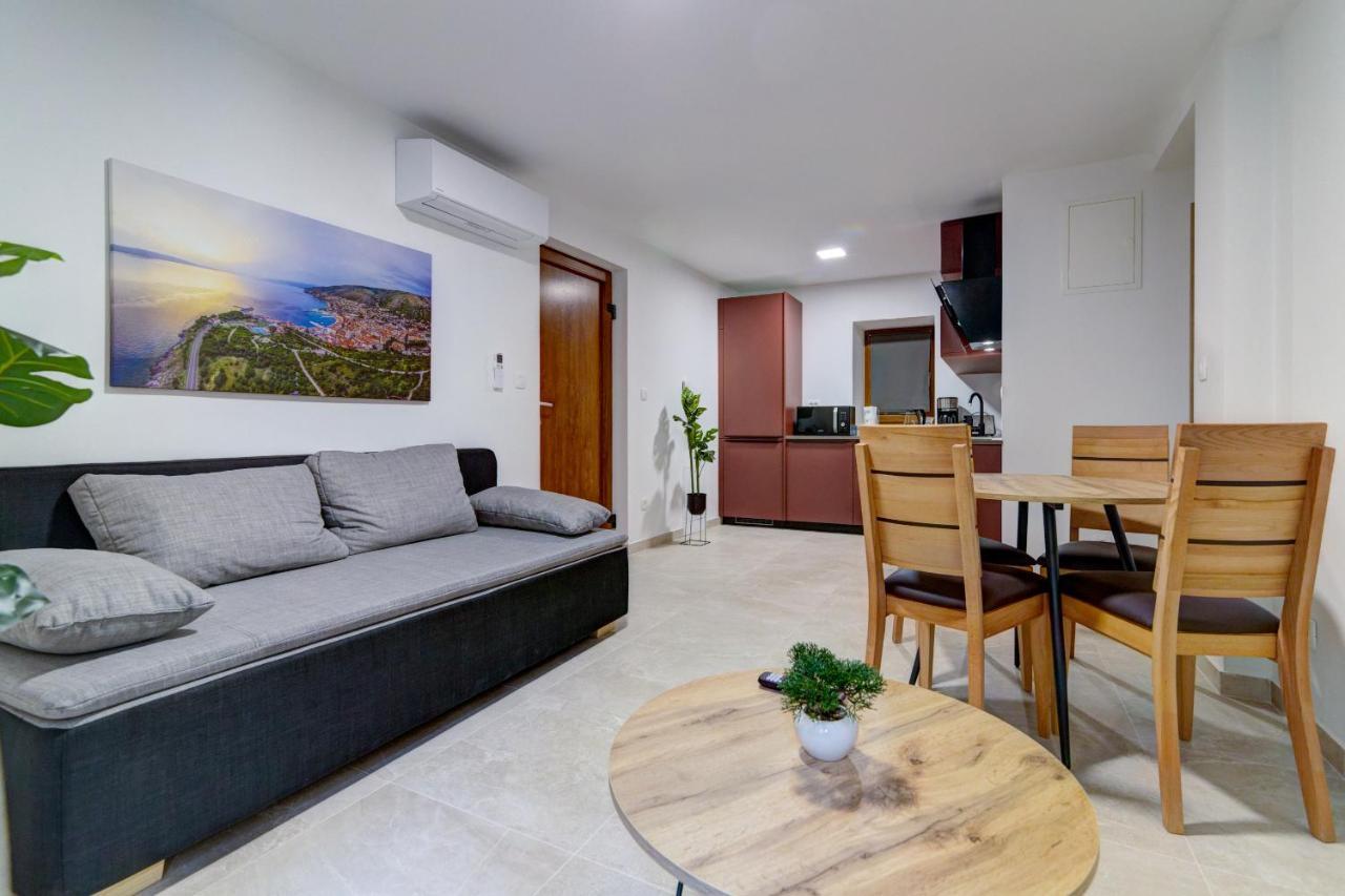 Rote Zora Apartment Senj  Bagian luar foto