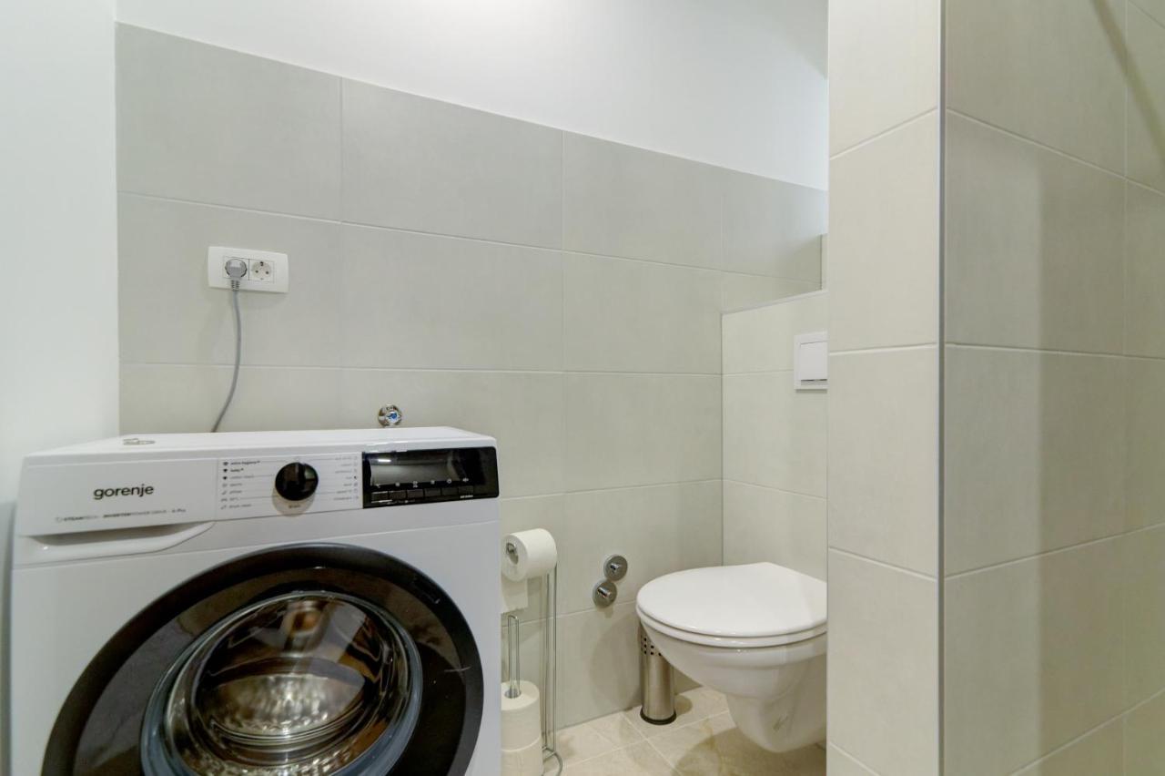 Rote Zora Apartment Senj  Bagian luar foto